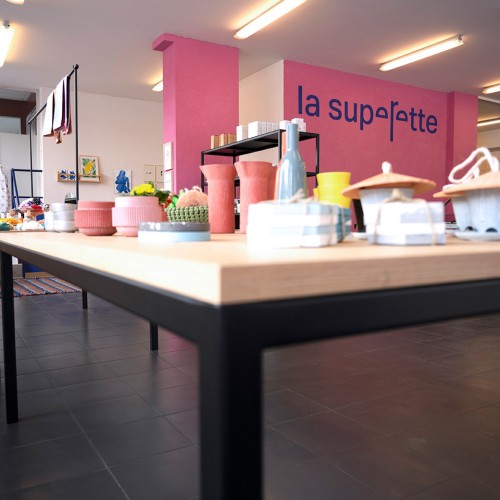 Mobilier commercial - table