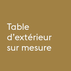 Table d'extérieur sur mesure, réalisée en collaboration avec Michelet paysagistes